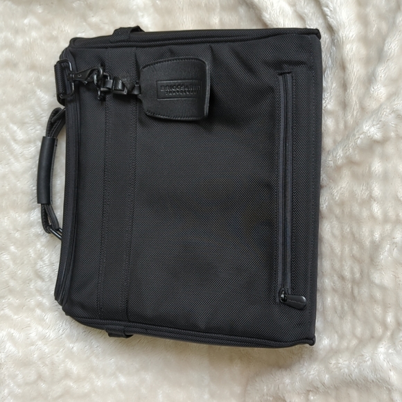 BRIGGS & RILEY | Messenger Laptop Cross-Body Bag - Picture 7 of 16